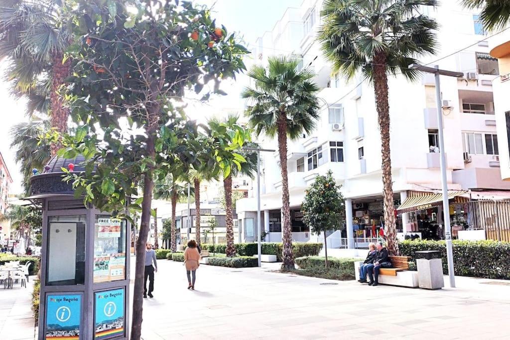 Bonito Apartamento De Dos Dormitorios En El Centro Y Calle San Miguel Torremolinos Exterior foto