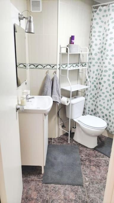Bonito Apartamento De Dos Dormitorios En El Centro Y Calle San Miguel Torremolinos Exterior foto